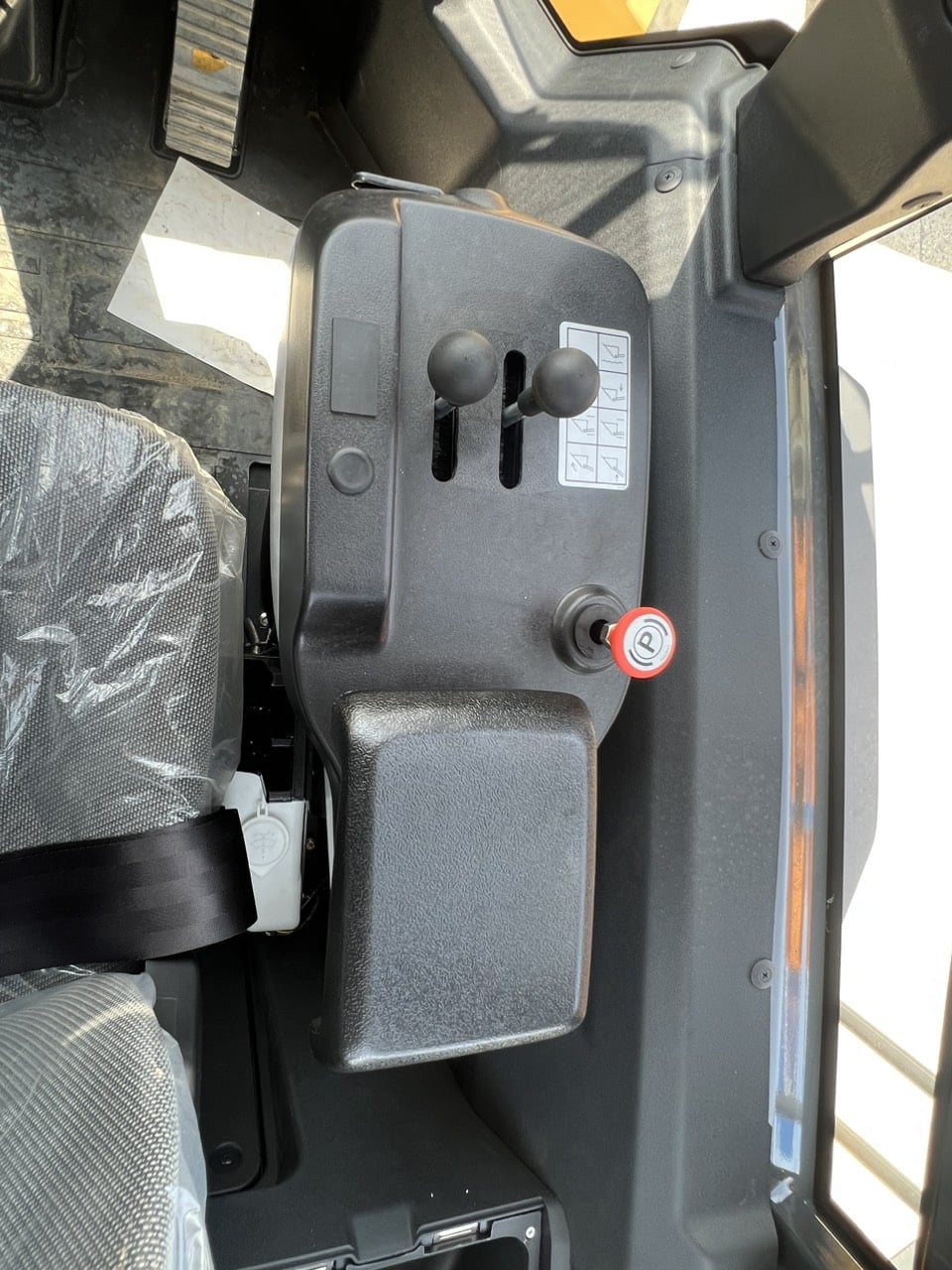 z4570462725926-874555f8272b6748e3811fe85bf156db