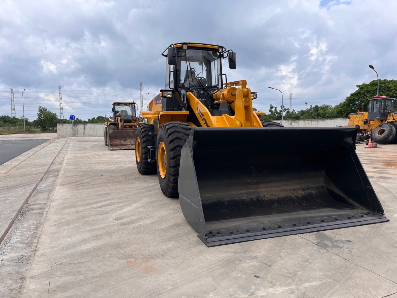 z4589000179359-cbd724b4352ddfff4a47a58cc08c2085-1