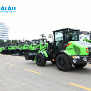 xúc lật điện 3